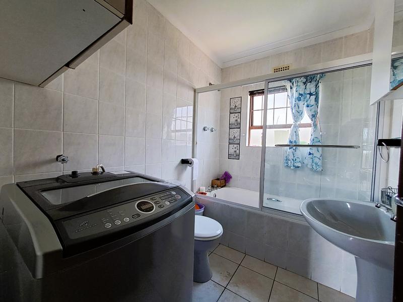 4 Bedroom Property for Sale in Protea Village Western Cape